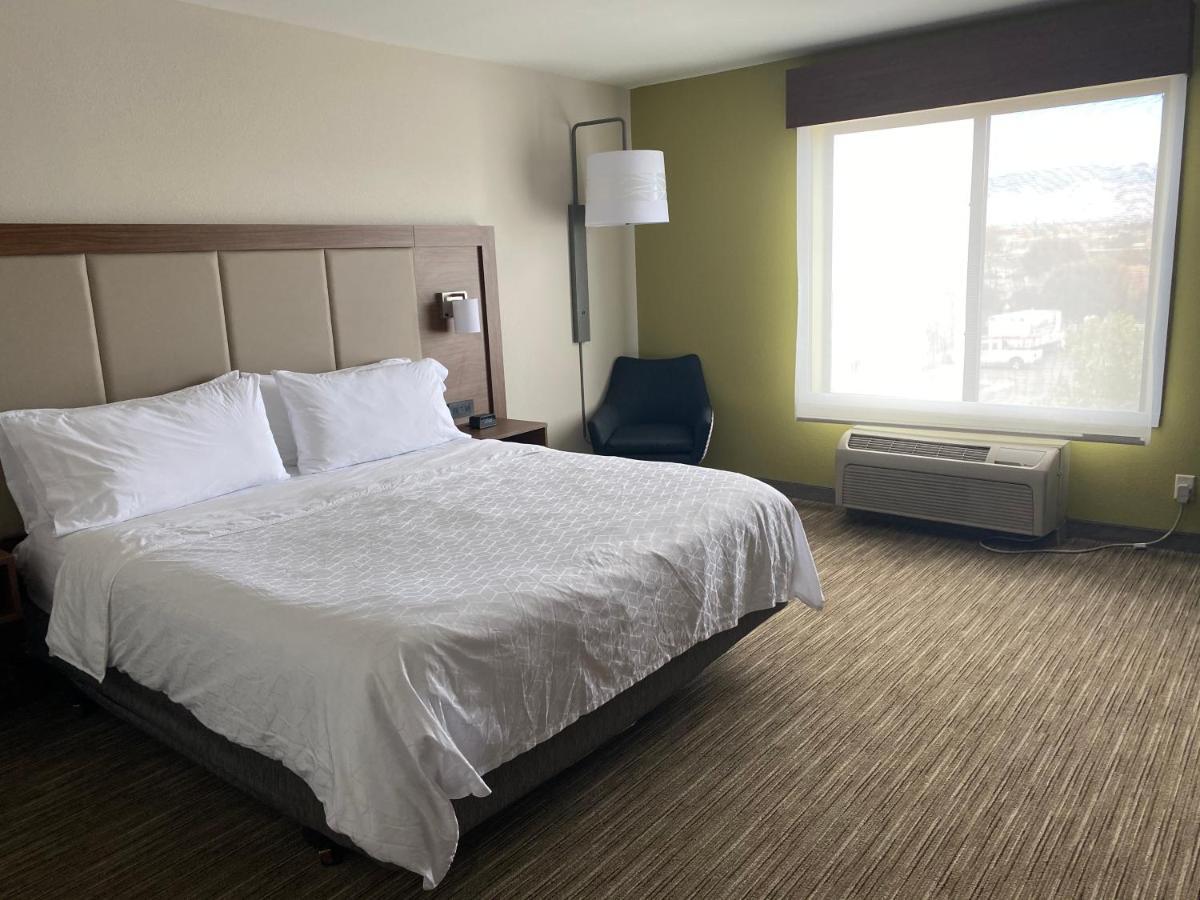 Holiday Inn Express & Suites Albuquerque Historic Old Town By Ihg Екстер'єр фото