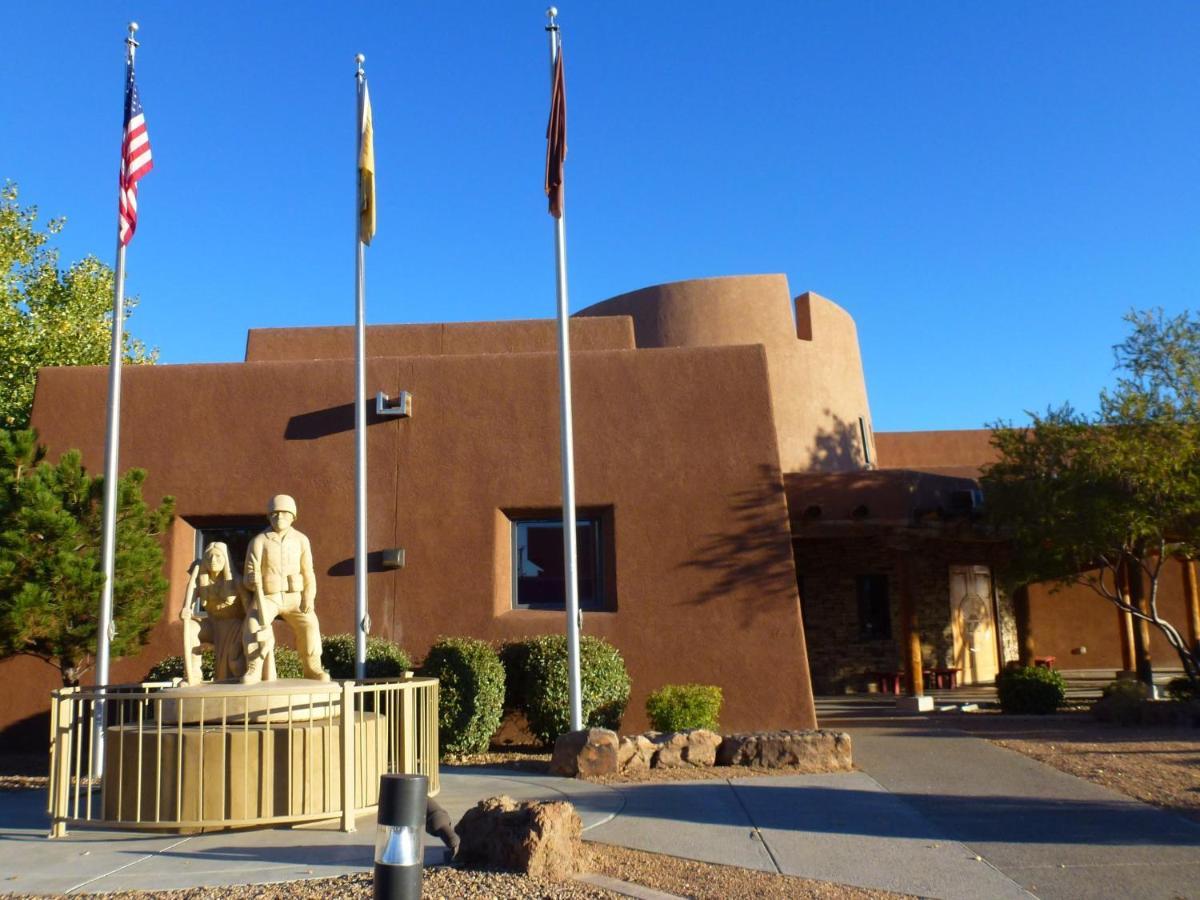Holiday Inn Express & Suites Albuquerque Historic Old Town By Ihg Екстер'єр фото