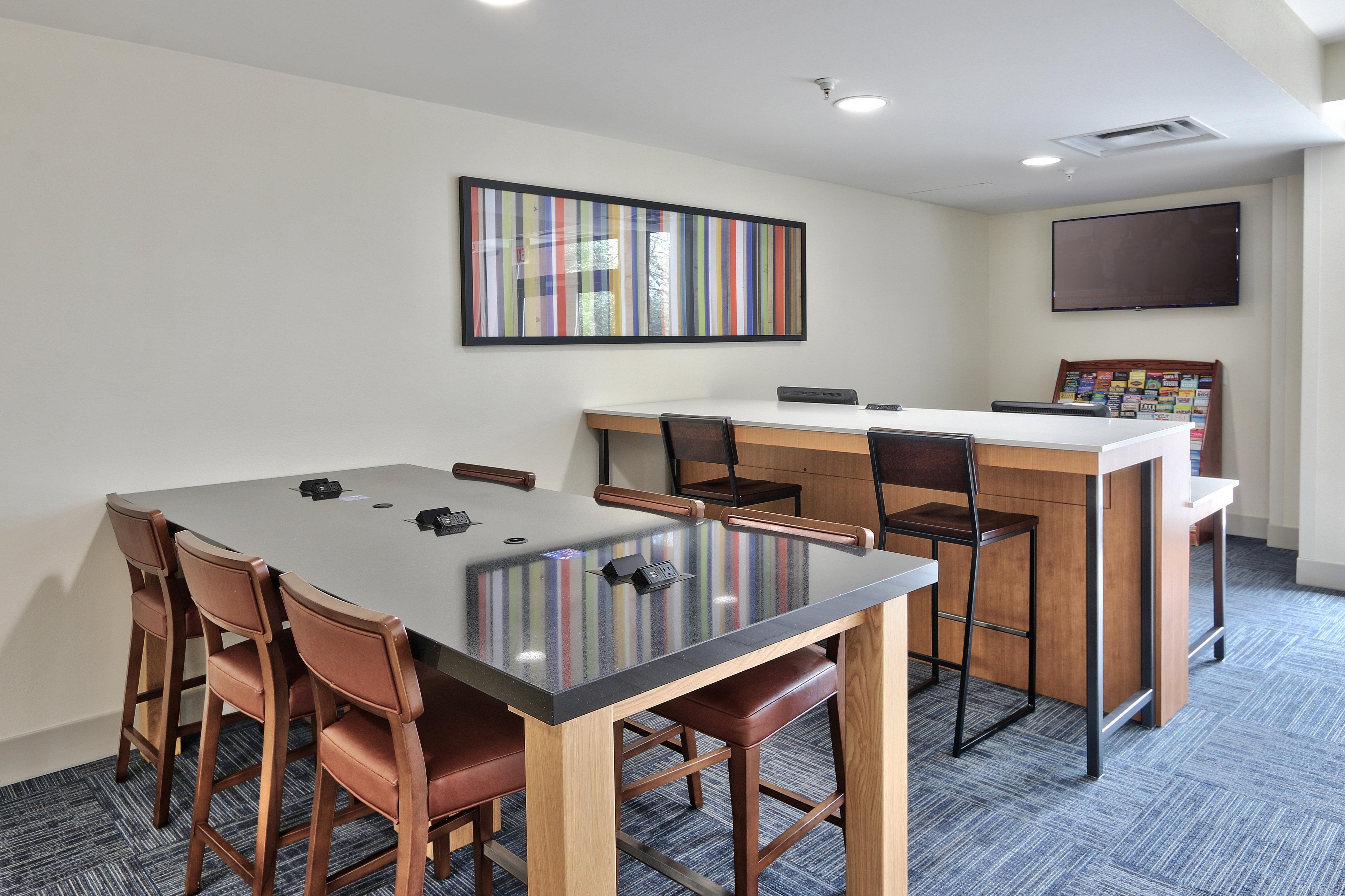 Holiday Inn Express & Suites Albuquerque Historic Old Town By Ihg Екстер'єр фото